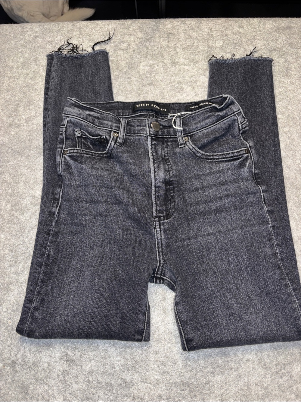 🖤 Denim Forum Lola High-Rise Skinny Jeans Size 25 | Black Raw Hem